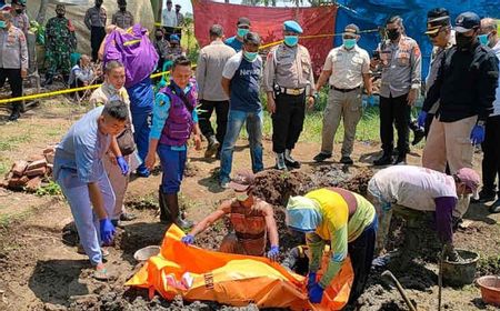 Anak di Indramayu Bunuh Ayah Kandungnya dan Kubur di Pekarangan Rumah, Polisi Gali Motif Pelaku