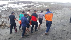 Mayat Tanpa Busana Ditemukan di Pantai Cemagi Bali