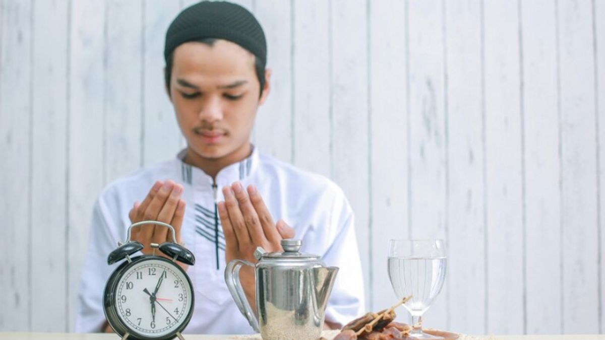 Various Consumptions Of Mandatory Fasting In Islam And Implementing Time