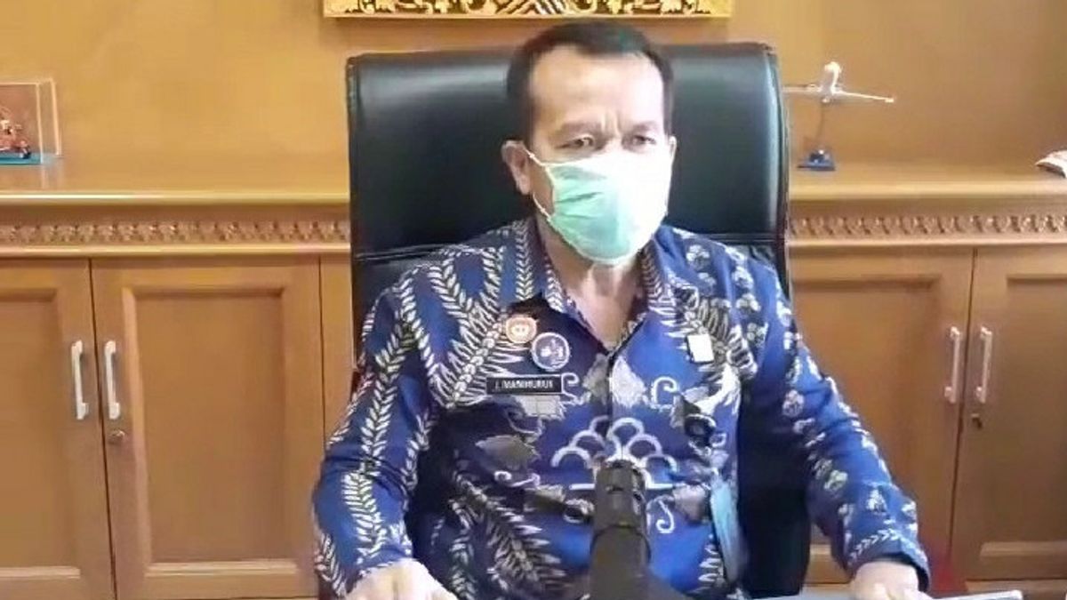 Bule Rusia yang Lukis Masker di Wajah Segera Dideportasi dari Bali