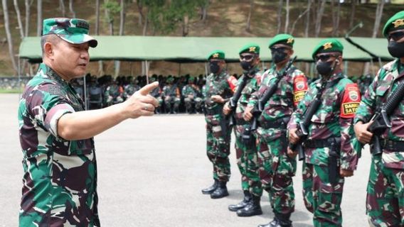 Jenderal Dudung Bilang yang Masuk Tentara Biasanya Bukan Orang Kaya, Makanya Jangan Bebani Prajurit Beli PDL