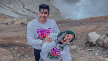 Newlyweds, This Is How Ria Ricis And Teuku Ryan Support Each Other's Careers