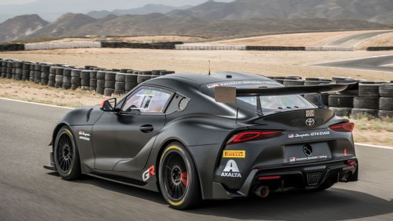 فيما يلي أسلحة تويوتا الجديدة على مسار سباق موسم 2025 ، GR Supra GT4 EVO2