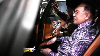 1台の車、プラボウォはアンワル・イブラヒム首相のハリムへの帰国を直接行う