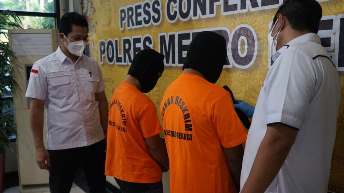 Deux Contrefacteurs De Fausses Lettres D’écouvillonnage Et De Vaccins à Bekasi Arrêtés Par La Police