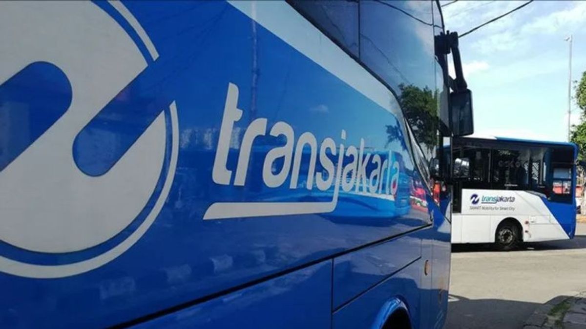DPRD Asks For Additional TransJakarta Operations At Night