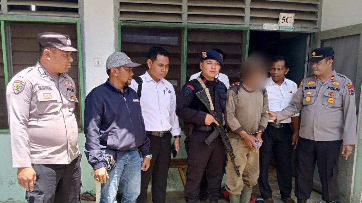 Planting Cannabis In Polibag, Palm Oil Employees In The Aur River Of West Sumatra Arrested By Police