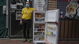 Kala Rakyat Hong Kong Berbagi di Tengah Pandemi melalui "Kulkas Biru Khan"
