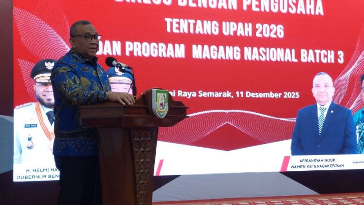 Wamenaker: Pemerintah Tunggu Momen Tepat Umumkan Kenaikan UMP