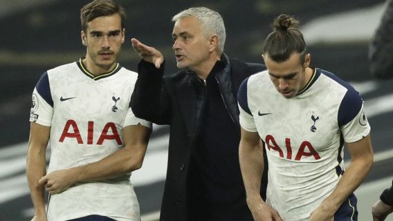 Ditahan Imbang West Ham 3-3, Jose Mourinho Sebut Pemain Spurs Lemah Mental