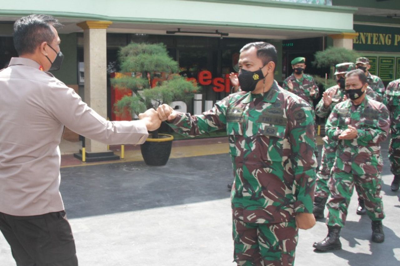 Tni 76 周年, 地铁贾克巴尔警察局长: 协同创造一个安全和有利的卡姆提布马斯
