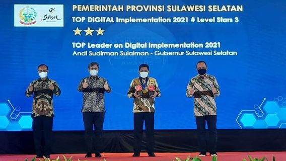 Sukses Manfaatkan Aplikasi Digital untuk Layanan Publik, Pemprov Sulsel Raih Penghargaan Top Digital Award 2021