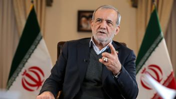 イラン大統領、米国との核交渉を継続するよう命じる
