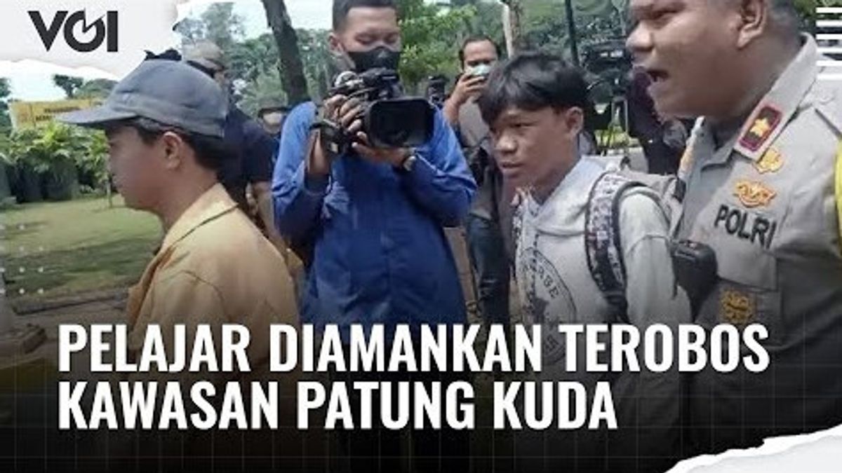 VIDEO: Terobos Kawasan Patung Kuda, Pelajar Diamanakan Petugas