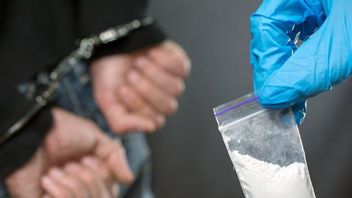Ciledugの薬物使用者との警察の追跡はソーシャルメディアでバイラルになった