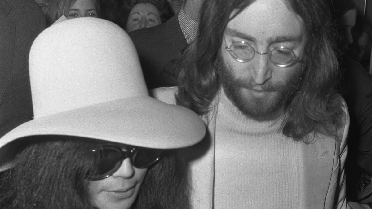 Kala Lennon dan Yoko Damaikan Dunia lewat "Adegan Cinta Tanpa Sensor"