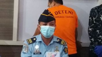 مواطن فلبيني يشتبه في دخوله إندونيسيا دون وثائق رسمية