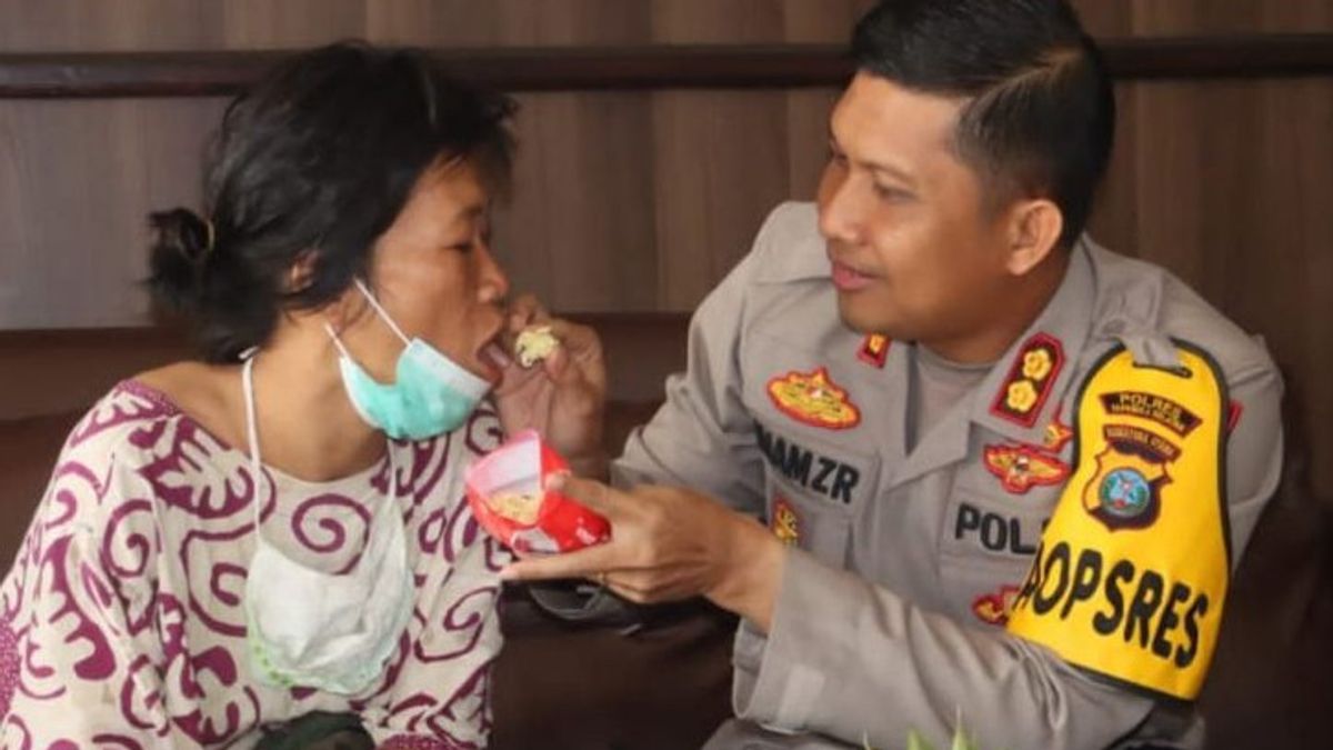 Polres Tapanuli Selatan Kembalikan ODGJ Korban Penganiayaan ke Keluarganya di Simalungun