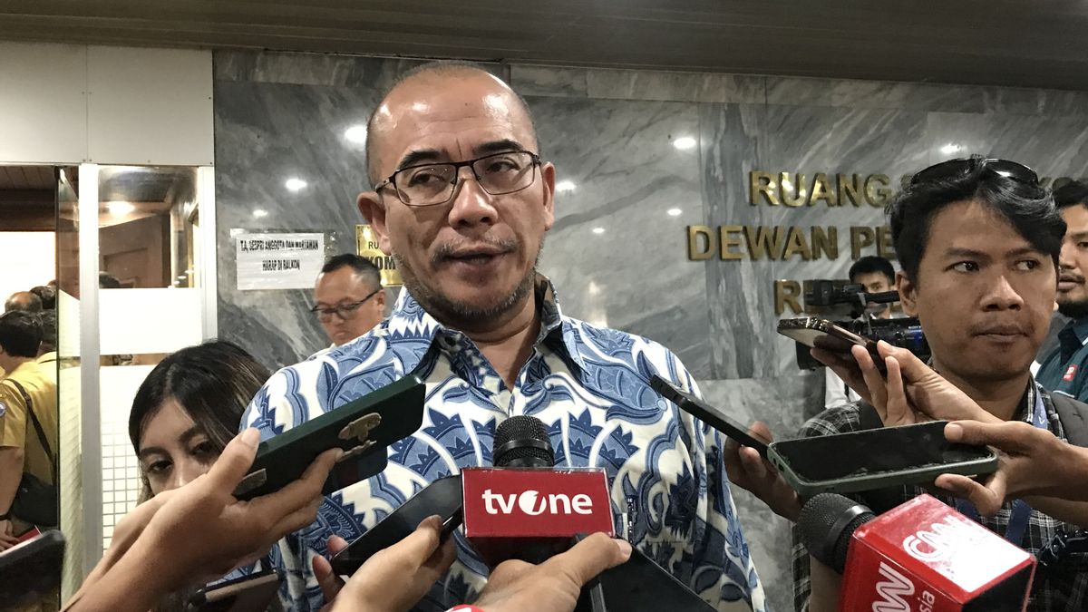 وأوضح رئيس KPU المخالفات المزعومة في السفر الرسمي: لقد أودعنا 10.57 مليار روبية إندونيسية في خزينة الدولة