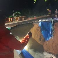    Polres Ciamis Tutup Jalur Nasional Hindari Bahaya Longsor