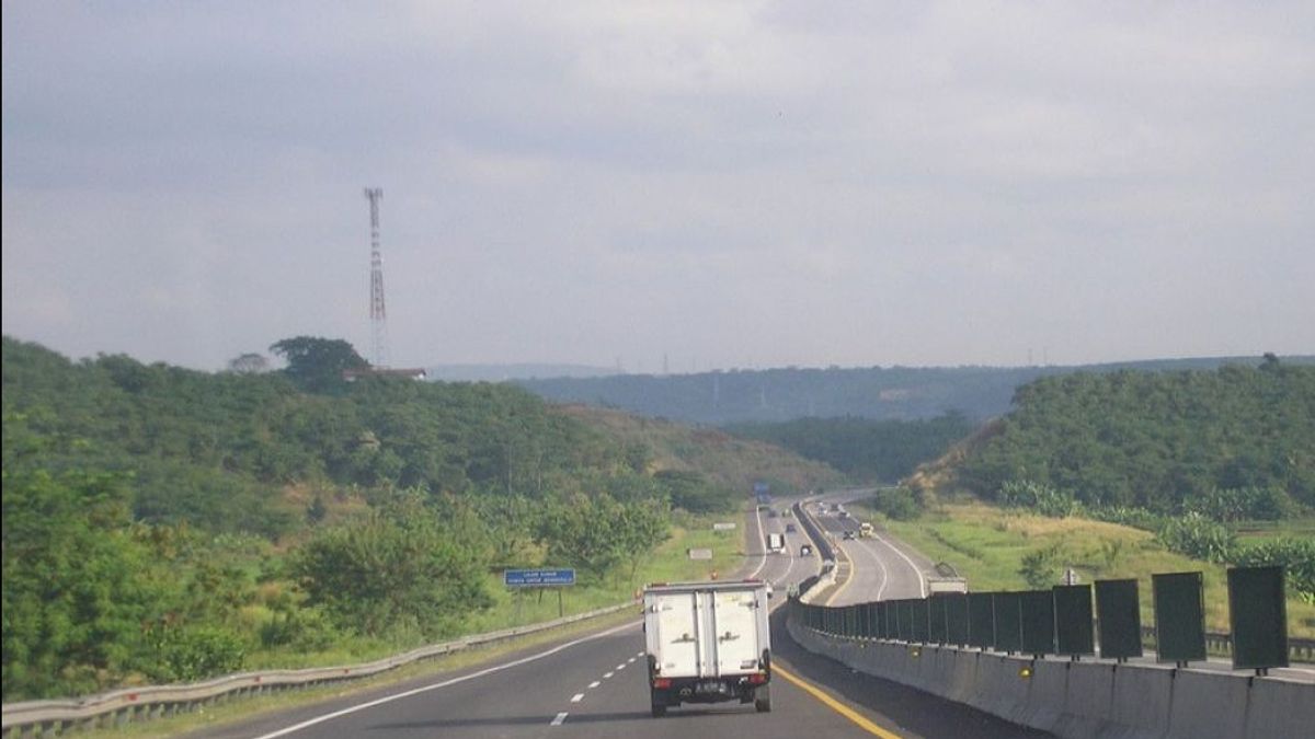 프로볼링고-반유왕이 유료도로 프로젝트 1단계는 2024년 11월 완료를 목표로 하고 있습니다.