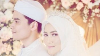 Alvin Faiz Unggah Foto Mesra dengan Henny Rahma, Larissa Chou Beri Tanda Cinta