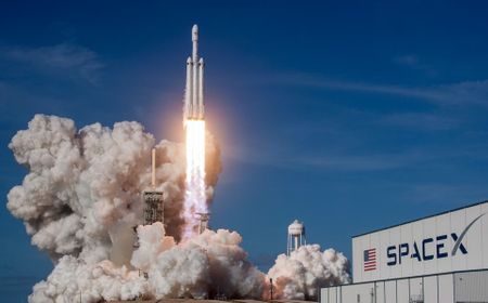 Misi SpaceX ke Bulan, Bayarnya Pakai Dogecoin