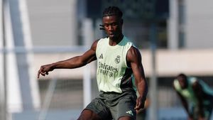 Real Madrid Diliputi Kekhawatiran Pincangnya Lini Tengah usai Camavinga Cedera Jelang Musim Baru
