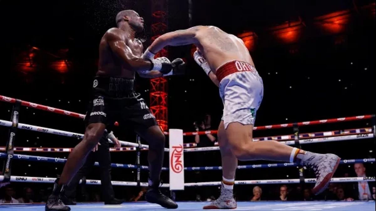 Robohkan Dubois dalam Lima Ronde, Usyk Tiga Kali Jadi Juara Dunia Sejati