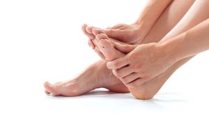 Asam Urat Tinggi Bisa Dikendalikan, Ini 5 Kebiasaan Pagi Hari yang Dianjurkan Para Ahli