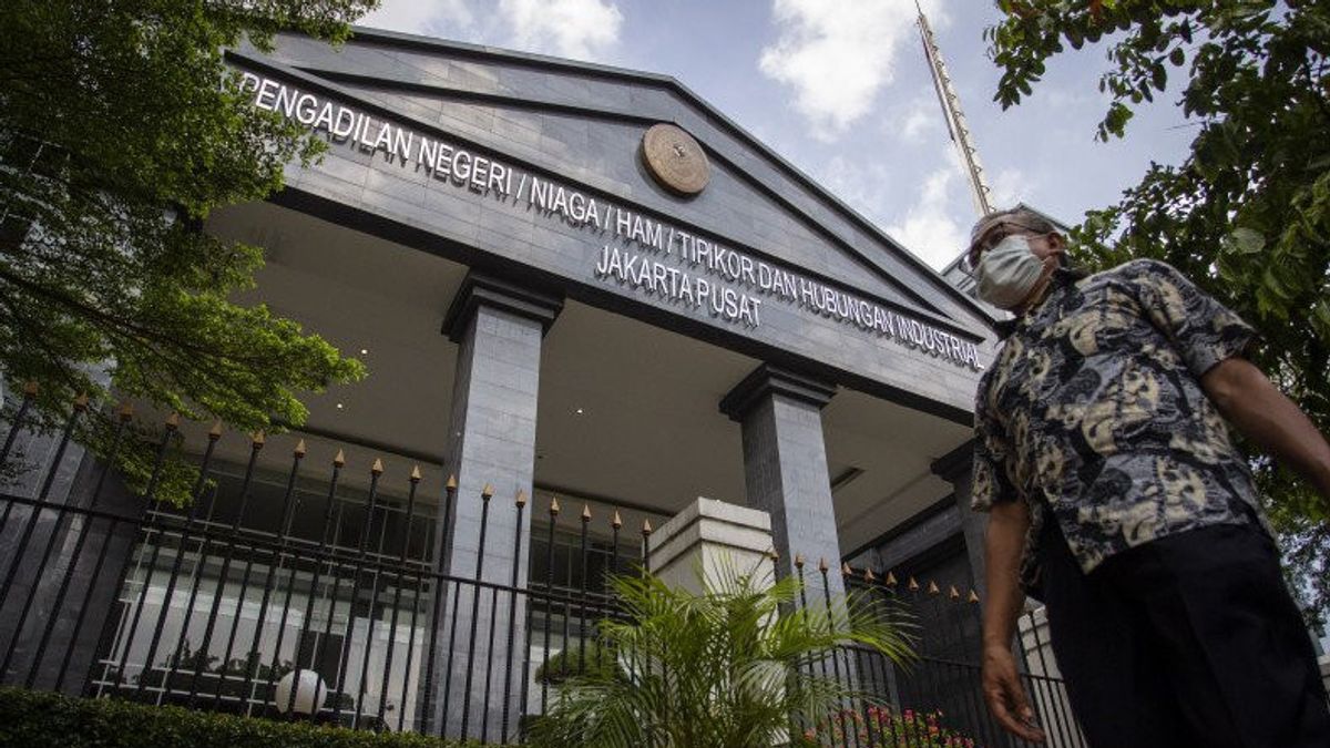 L’ex-greffier Du PN Nord Jakarta Rohadi Condamné à 3,5 Ans De Prison