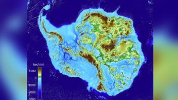 地球上で最も深い土地は南極大陸の下にある