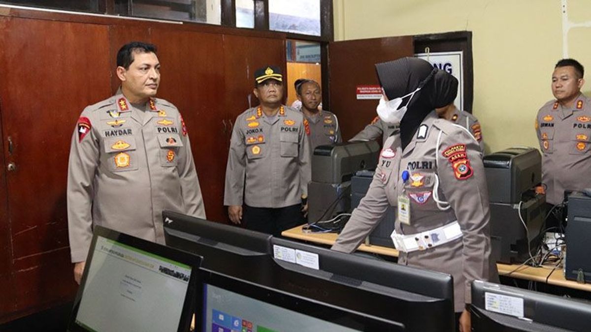 The Aceh Police Chief Alerts SIM Services Must Be Free From Extortion