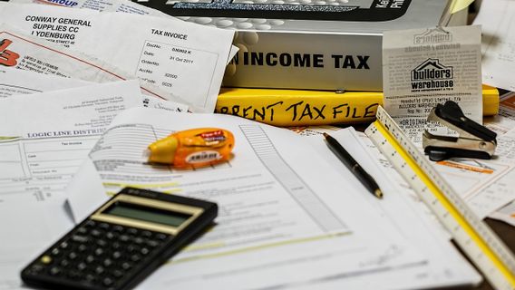 税金請求書を発行するのに遅すぎる制裁:期限、罰金、PKPへの影響