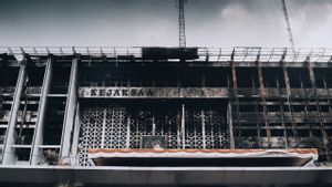 Polisi: Dinding Gipsum dan Lantai Parkit Bikin Api Cepat Merambat ke Seluruh Gedung Kejagung 