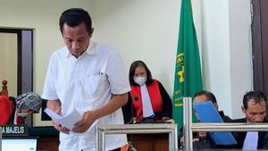 روجيكان 2.3 روبية إندونيسية ، كوبو المدعى عليه بذريعة إدارة منحة حكومة كودوس ريجنسي إلى كوني ليس من أموال الدولة