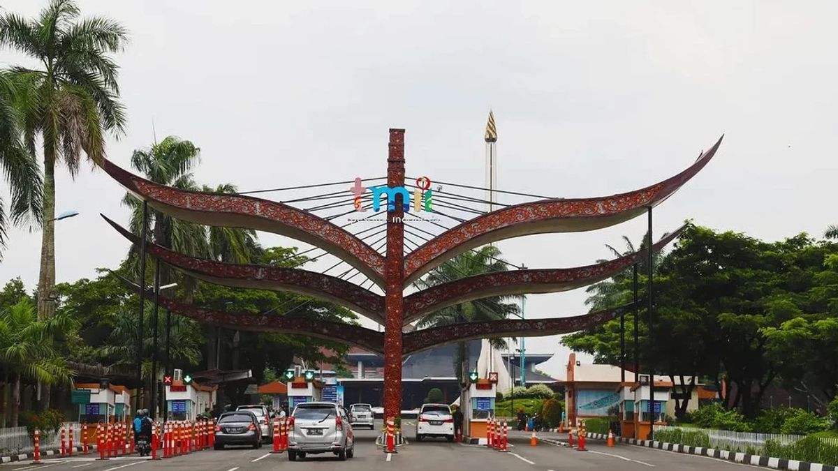 Christmas Day, TMII Visitors Increase By 3,000 People From The Previous Week