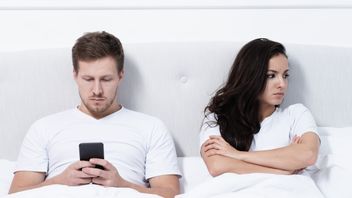 4 Penyebab Retaknya Keintiman Pasangan, Apa Saja?