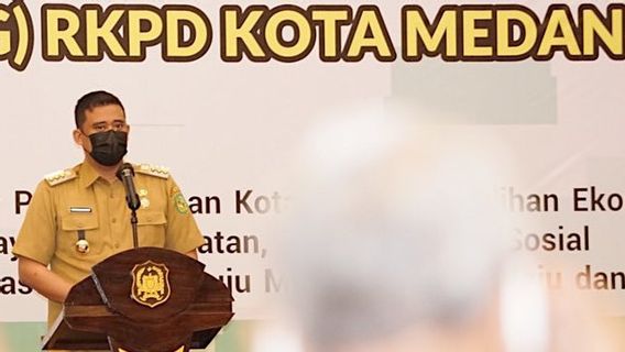 Wali Kota Bobby Nasution: Ibu-ibu Selama ini Ngerumpi, Sekarang Bantu Pendapatan Suami