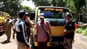 一天被立即捕获，卡车司机在杜库阿塔斯不分青红皂白地浪费粪便被罚款500万印尼盾