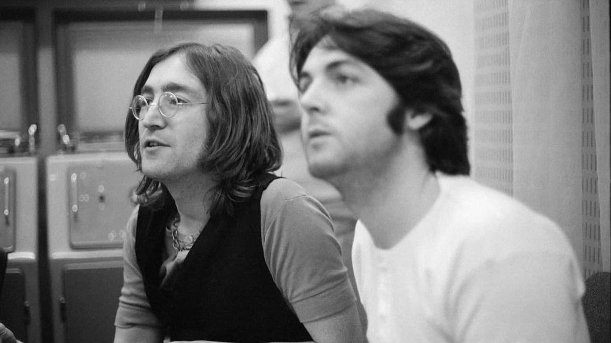 Paul McCartney Akui Masih Sulit Terima Kepergian John Lennon 