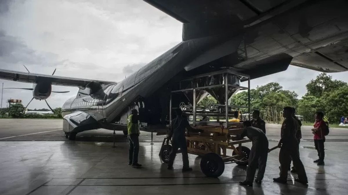 BNPB 改善南苏门答腊森林和陆地火灾的天气,通过巨港空军基地11天