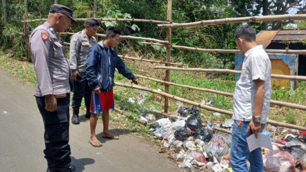 La police enquête sur son grand-père en carcasse à Bogor