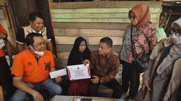 PT Pos Salurkan BLT BBM For 130,248 Families In Central Sulawesi.