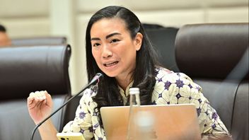 rara, le politicien de Gerindra Rahayu Saraswati Mundur membre de la Chambre des représentants