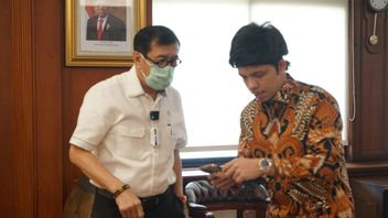 Making Passport Fast, Atta Halilintar Comes To Yasonna Laoly's Office, 'Clean And Fragrant Immigration Office'