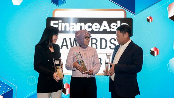 バンクマンディリボヨンは、金融アジアから10の賞を受賞し、持続可能な銀行とESGのカテゴリーで最高になりました