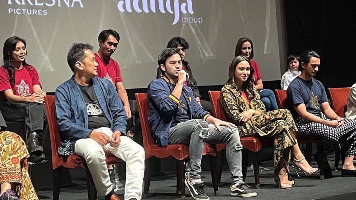 Hanung Bramantyo Ungkap Alasan Tak Ada Adegan Darah dalam Film <i>Satria Dewa: Gatotkaca</i>