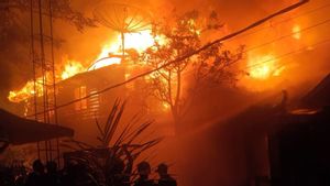 Kebakaran Hebat Melanda Permukiman Penduduk, Api Menjalar Saat Warga Terlelap Tidur