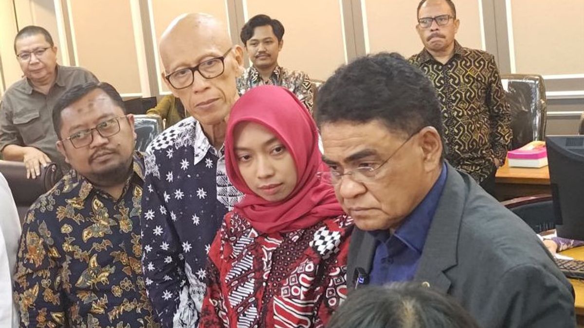 Istri Diplomat Arya Daru Setuju Ekshumasi, Minta Kasus Suaminya Ditangani Bareskrim